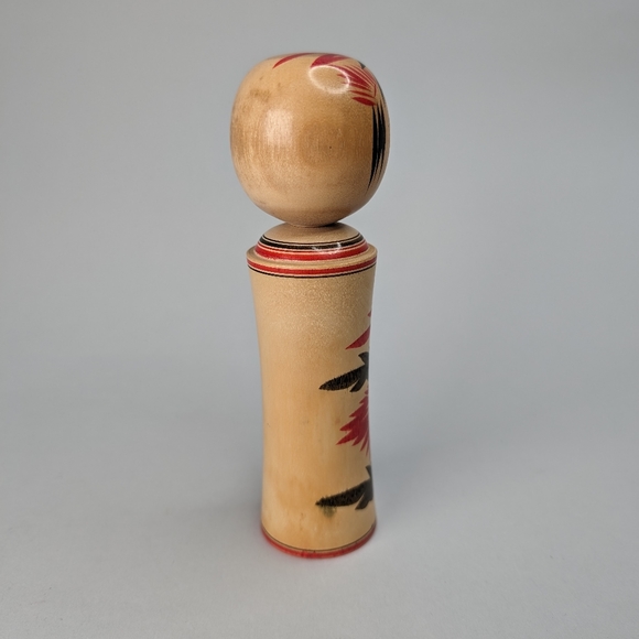 Japanese Wood Kokeshi Doll - Picture 8 of 10
